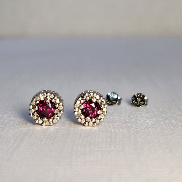 NIB VTG Raspberry Rhodolite Garnet 925 Stud Earrings - Picture 3 of 15